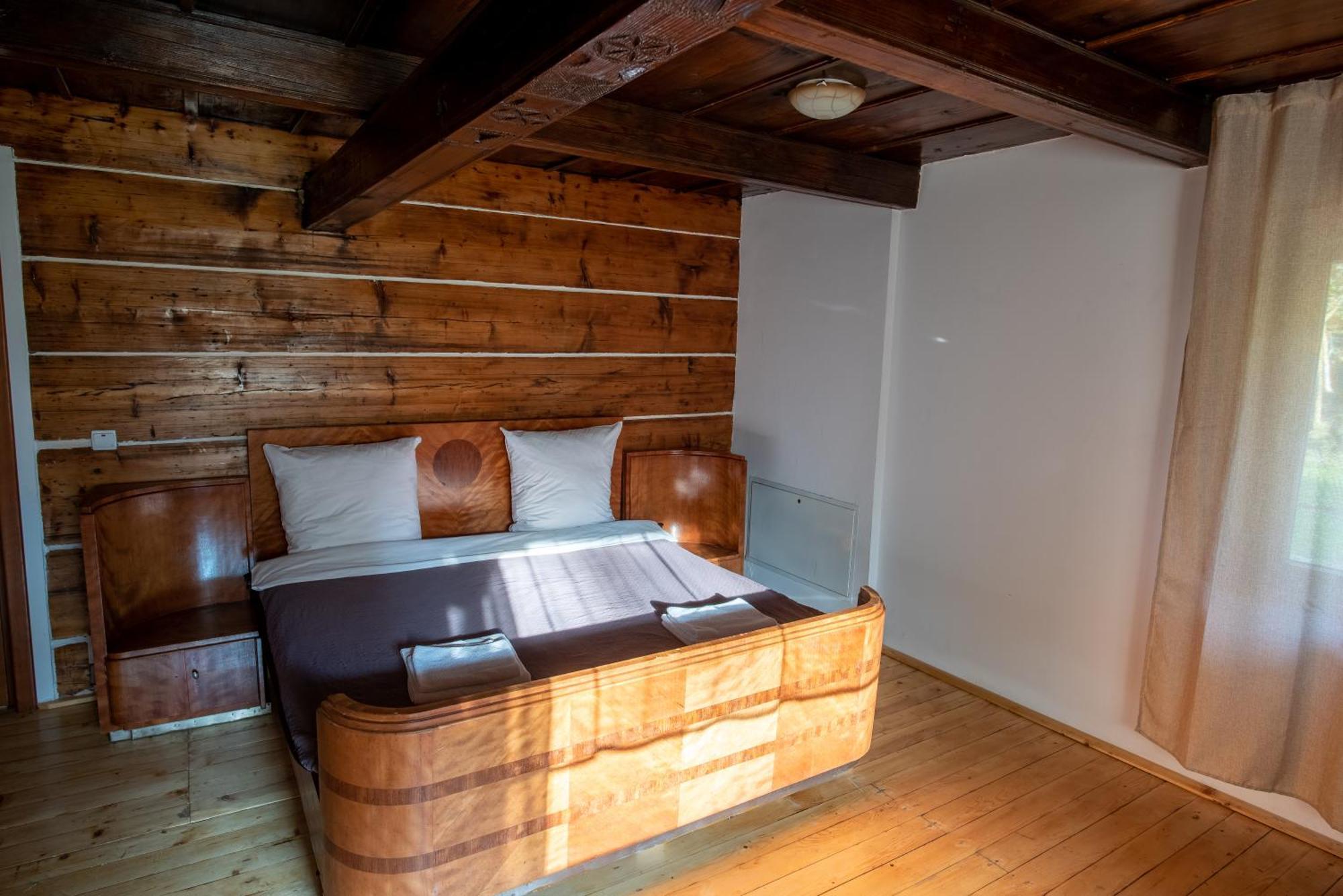 Pensiunea Casa Bunicilor Mînăstirea Humorului Habitación foto