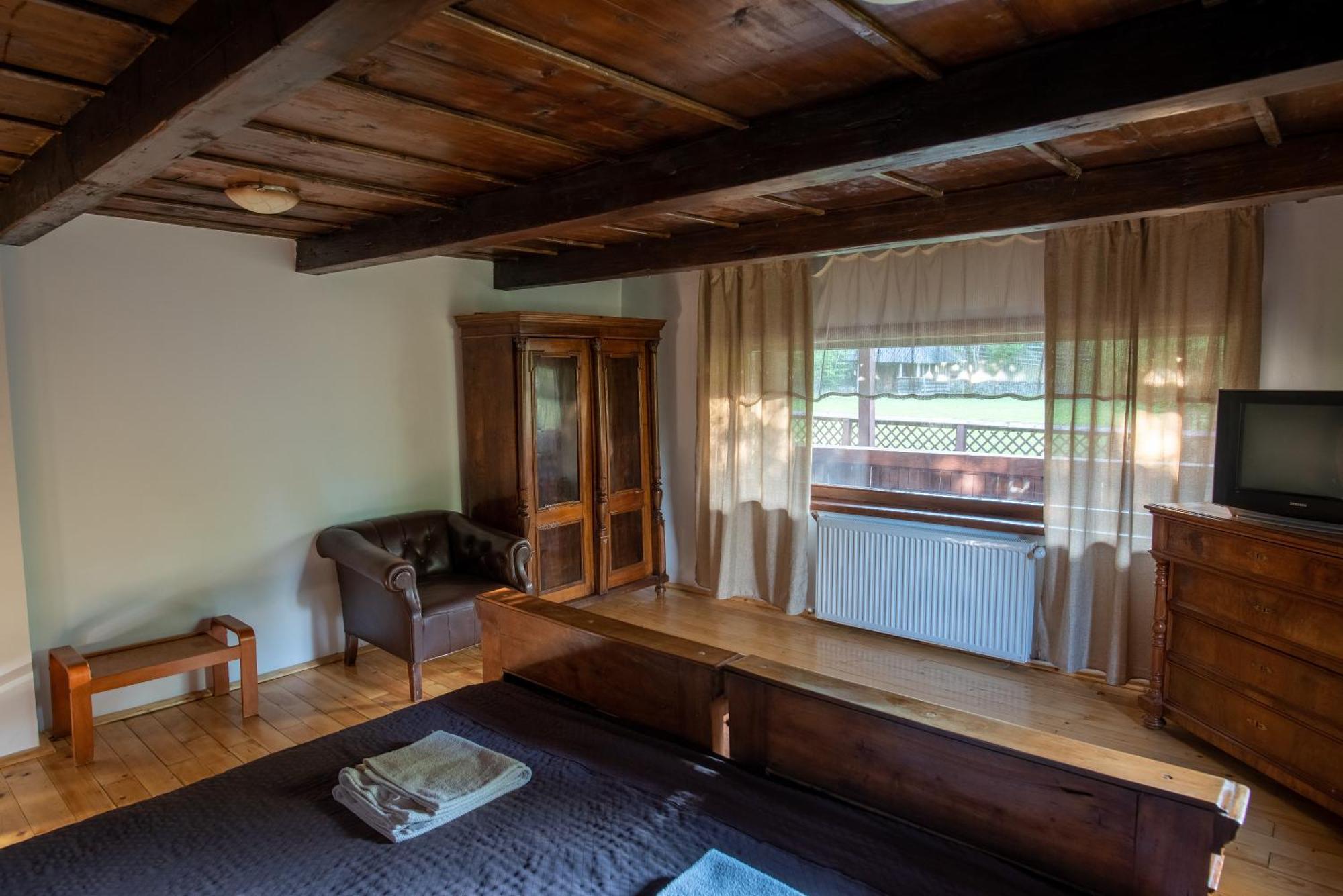 Pensiunea Casa Bunicilor Mînăstirea Humorului Habitación foto